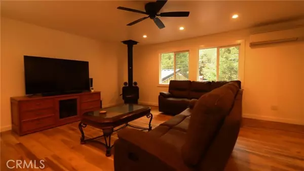 Cobb, CA 95426,15815 Bottle Rock