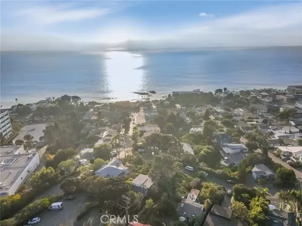 Laguna Beach, CA 92651,31744 Scenic Drive