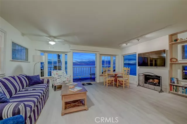 1021 Gaviota Drive, Laguna Beach, CA 92651