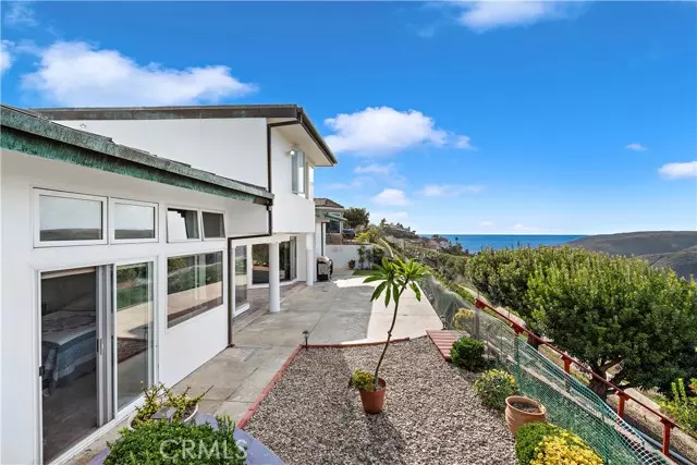 1569 Skyline Drive, Laguna Beach, CA 92651