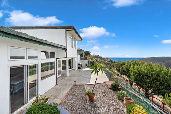 1569 Skyline Drive, Laguna Beach, CA 92651