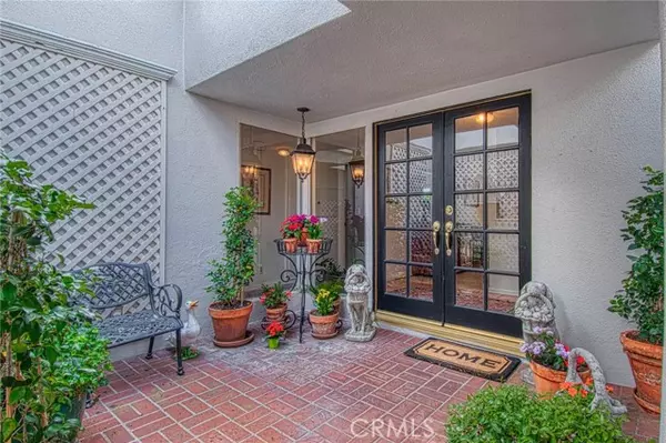 Costa Mesa, CA 92627,361 Ravello Lane