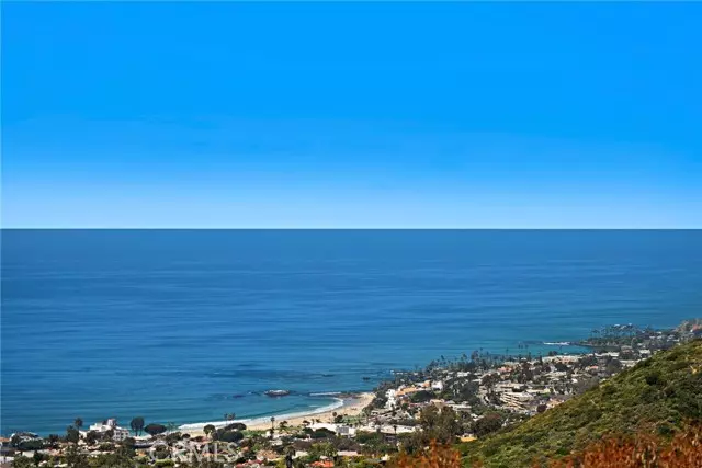 Laguna Beach, CA 92651,2060 Temple Hills Drive