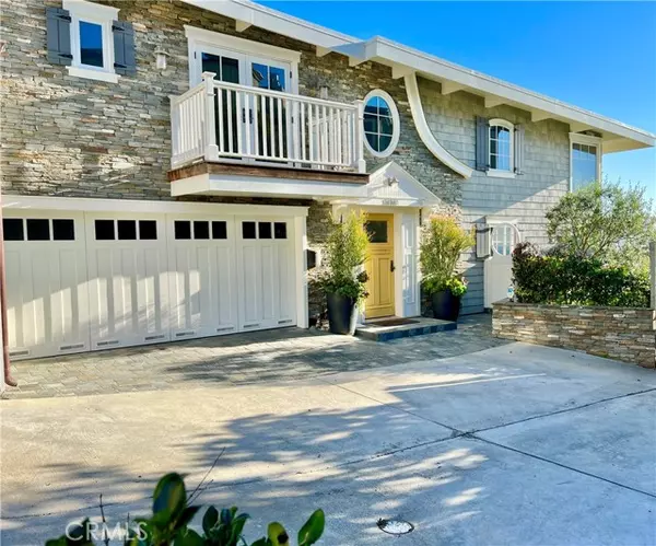 Laguna Beach, CA 92651,31678 Seacove Drive