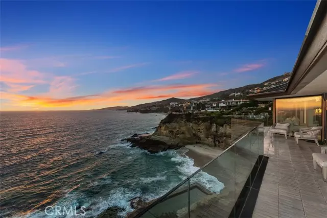 32 North La Senda Drive, Laguna Beach, CA 92651