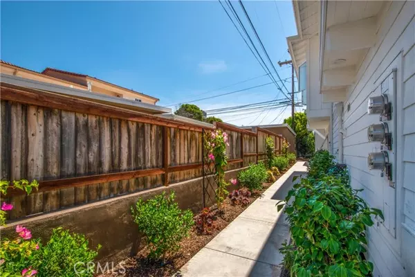 San Clemente, CA 92672,311 West Avenida Palizada