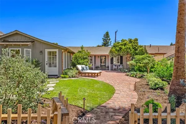 385 Hawthorne Road,  Laguna Beach,  CA 92651