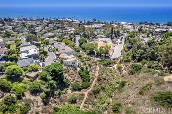 455 Bonvue, Laguna Beach, CA 92651