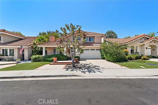 13 Via Mariposa, Rancho Santa Margarita, CA 92688