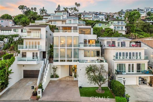 2492 Glenneyre Street, Laguna Beach, CA 92651