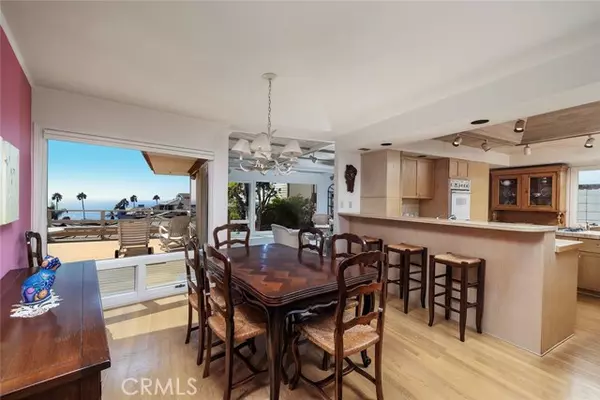 Laguna Beach, CA 92651,41 Emerald Bay