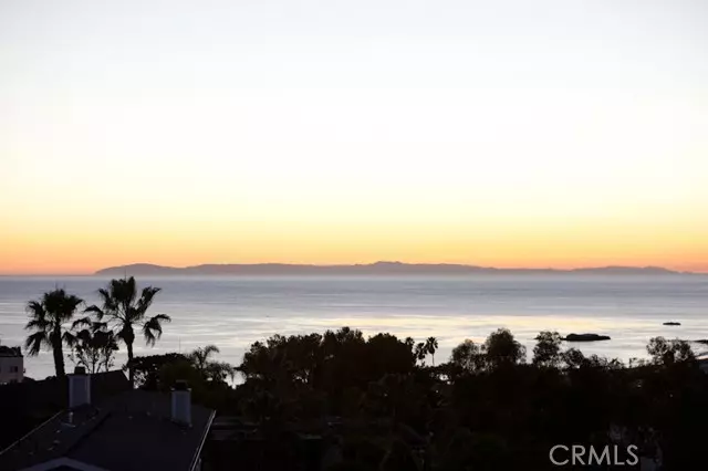 464 Bent Street, Laguna Beach, CA 92651