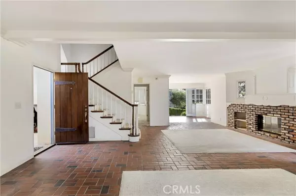 270 Moss Street, Laguna Beach, CA 92651