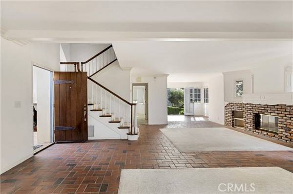 270 Moss Street, Laguna Beach, CA 92651