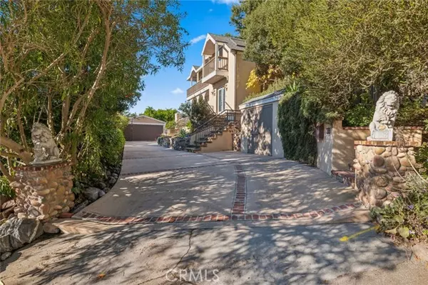 652 Agate Street, Laguna Beach, CA 92651