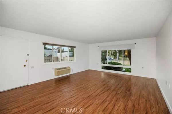 Laguna Woods, CA 92637,930 Avenida Majorca