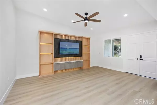 Laguna Woods, CA 92637,533 Via Estrada