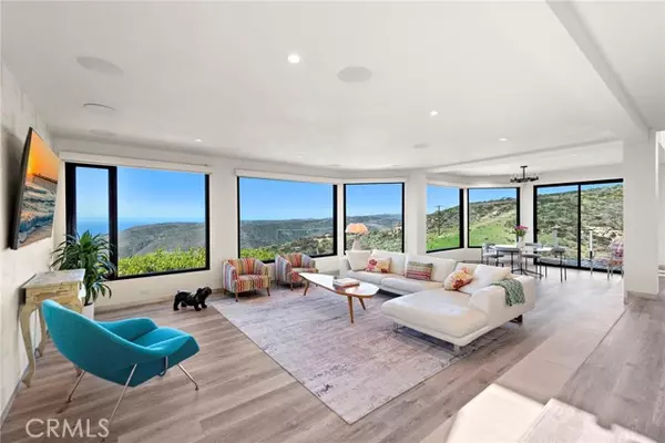 2590 Park Avenue,  Laguna Beach,  CA 92651