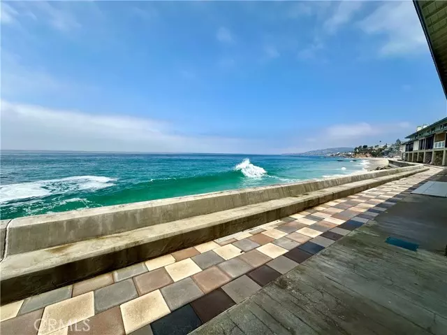 Laguna Beach, CA 92651,90 Blue Lagoon