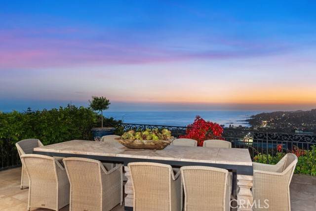 Laguna Beach, CA 92651,1330 Temple Hills Drive