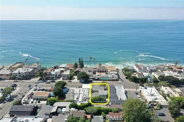 Laguna Beach, CA 92651,826 South Coast Highway