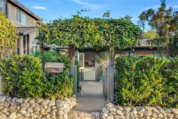 109 Cypress Drive,  Laguna Beach,  CA 92651