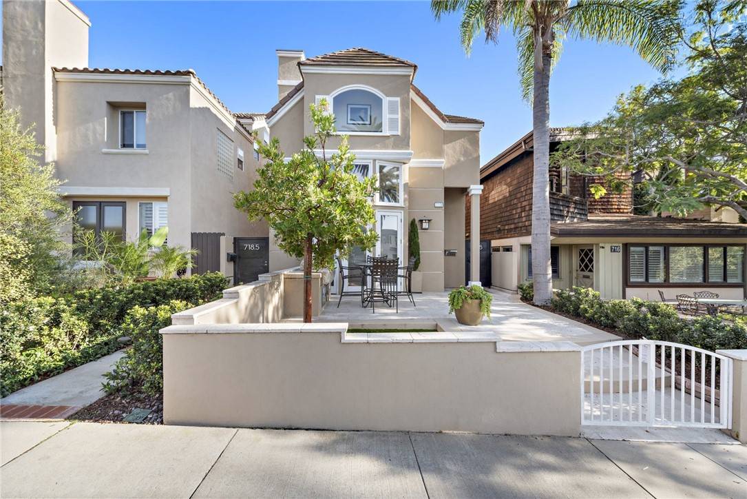 718 Marguerite Avenue, Corona Del Mar, CA 92625