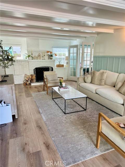 Laguna Beach, CA 92651,437 Cypress Drive