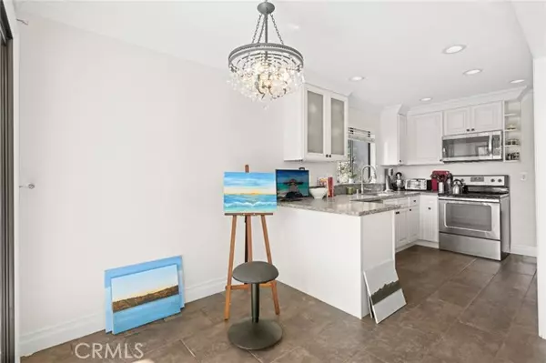 Laguna Beach, CA 92651,422 Cypress Street