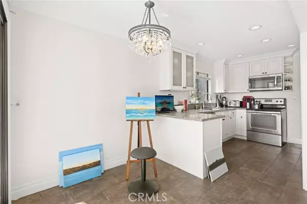 Laguna Beach, CA 92651,422 Cypress Street