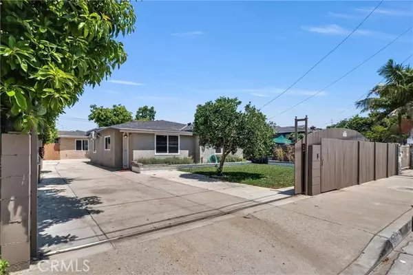 2513 West Occidental Street, Santa Ana, CA 92704