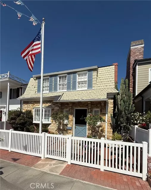 308 Coral Avenue, Newport Beach, CA 92662