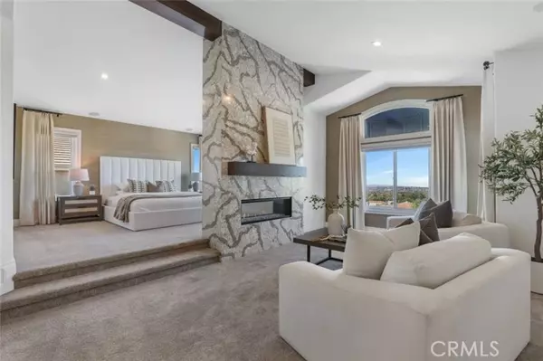 Rancho Santa Margarita, CA 92679,32221 Weeping Willow Street