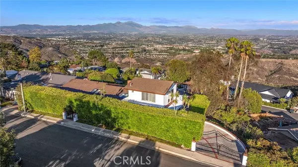 3030 Mountain View Dr, Laguna Beach, CA 92651