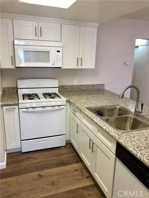 Westminster, CA 92683,14082 Edwards Street