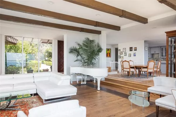 Laguna Beach, CA 92651,1401 EMERALD BAY