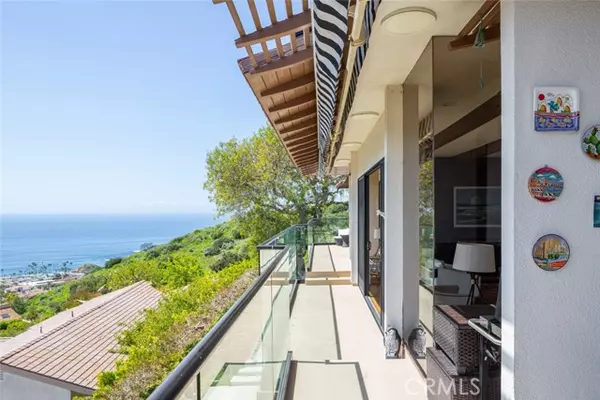 Laguna Beach, CA 92651,1401 EMERALD BAY