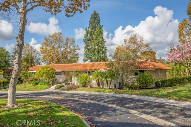 815 Via Alhambra, Laguna Woods, CA 92637