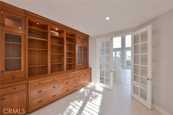 Newport Beach, CA 92660,1439 High Bluff