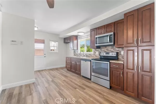 Huntington Beach, CA 92649,17551 Misty