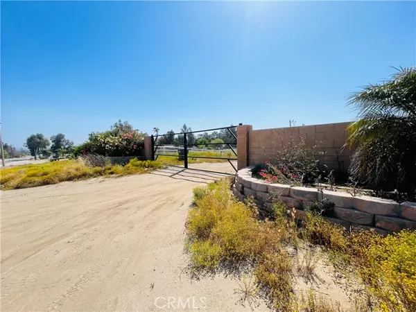 Perris, CA 92570,22285 Old Elsinore Road