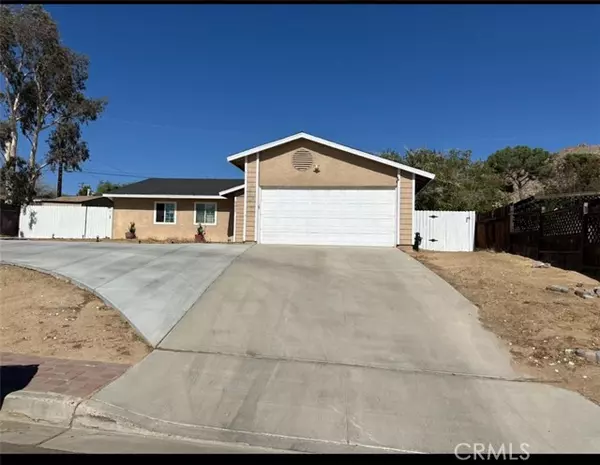 23932 Tahquitz Road, Apple Valley, CA 92307