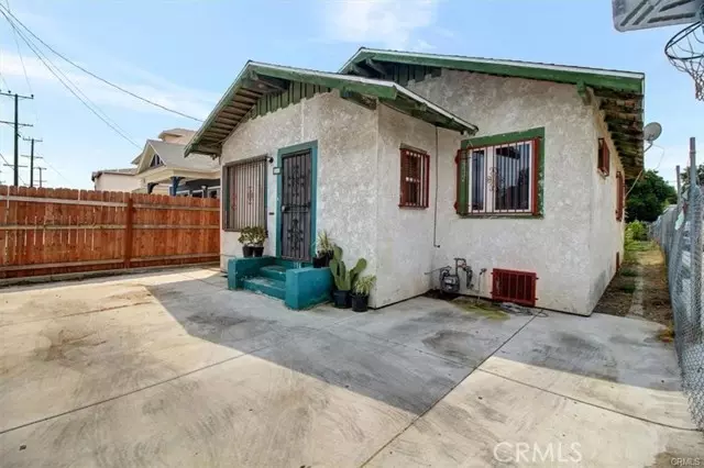 Los Angeles, CA 90011,736 East 40th Place