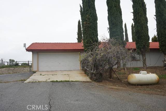 Tehachapi, CA 93561,23171 Woodford Tehachapi Road