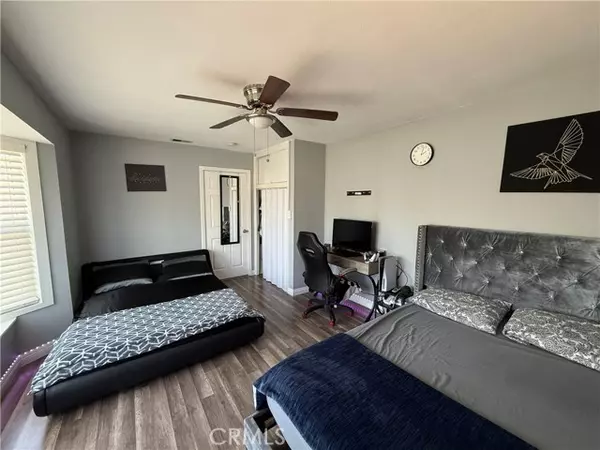 Fontana, CA 92335,8238 Pepper Avenue