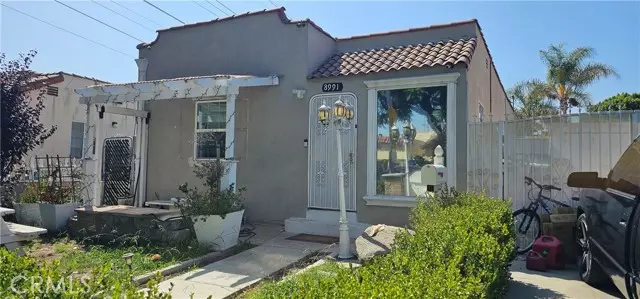 South Gate, CA 90280,8991 Victoria Avenue