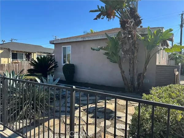 Commerce, CA 90040,5752 Jillson