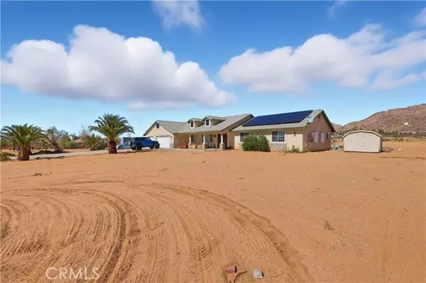 24030 Cahuilla Road, Apple Valley, CA 92307