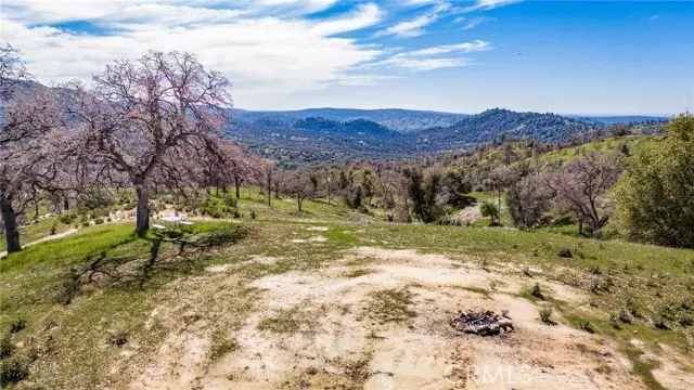 3831 Broncho Hollow Lane, Mariposa, CA 95338