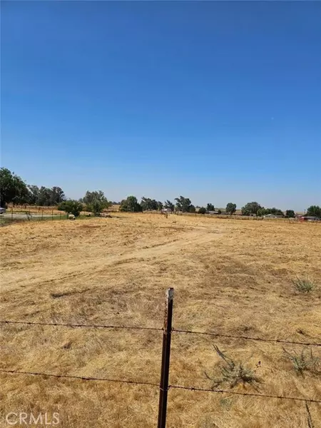 0 Los Olivos, Merced, CA 95340